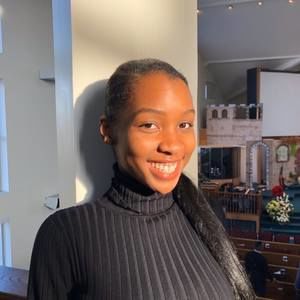 Meet your Posher, Asha